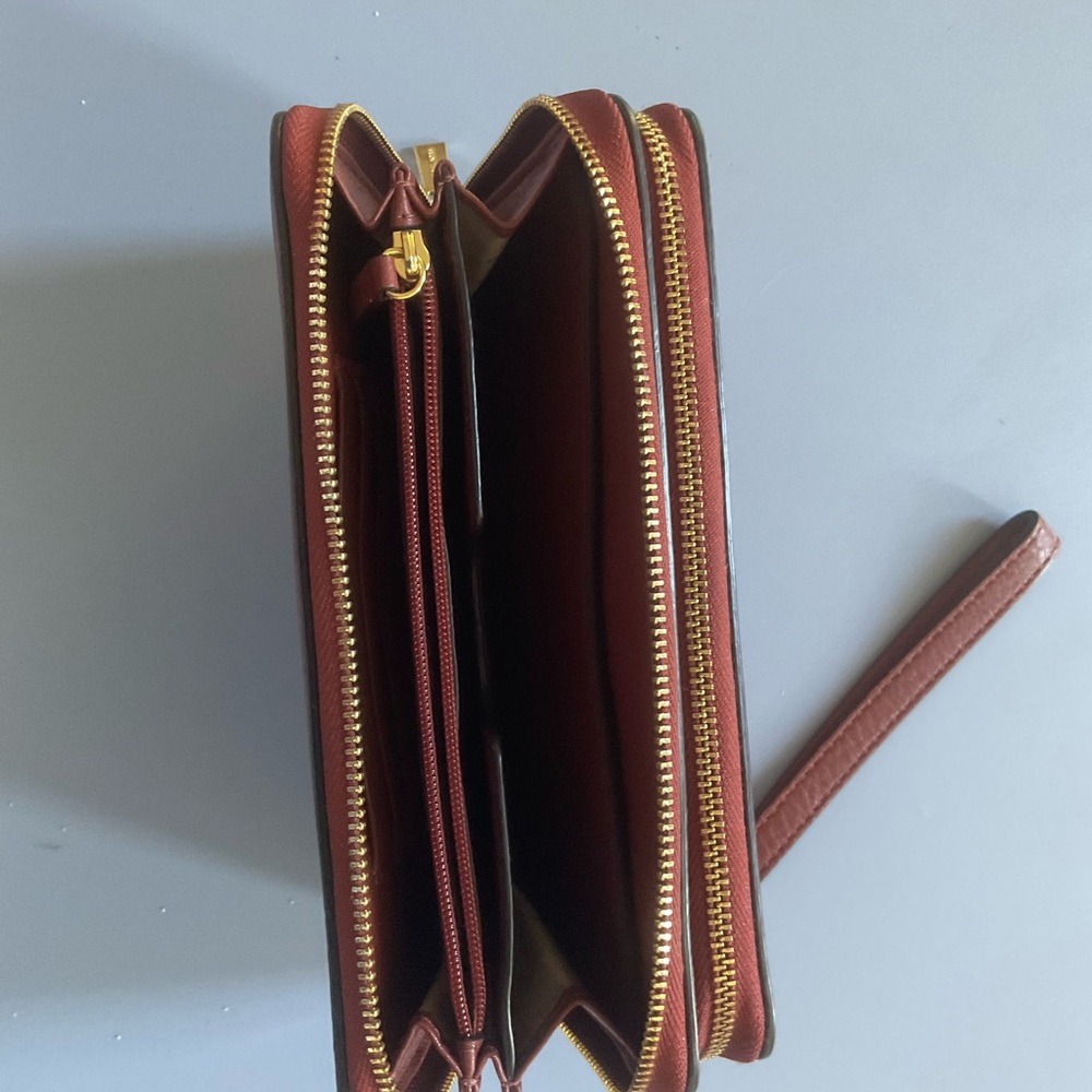 Michael Kors Wristlet Brown - Double-Zip Wallet Pebbled leather - Picture 8 of 8